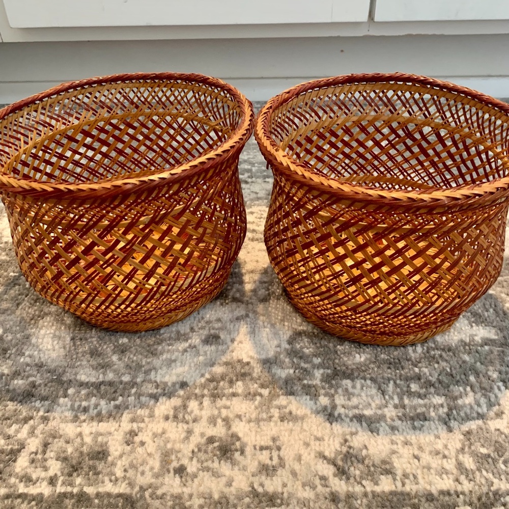 Wicker baskets 7.5" diameter - set of 2-